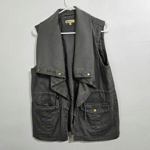 Democracy Army Green Cargo Vest. Women's Size Medium.